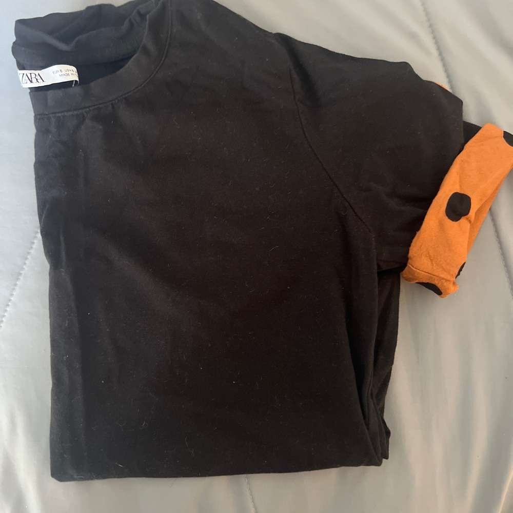 Zara Tee. - Picture 2 of 2